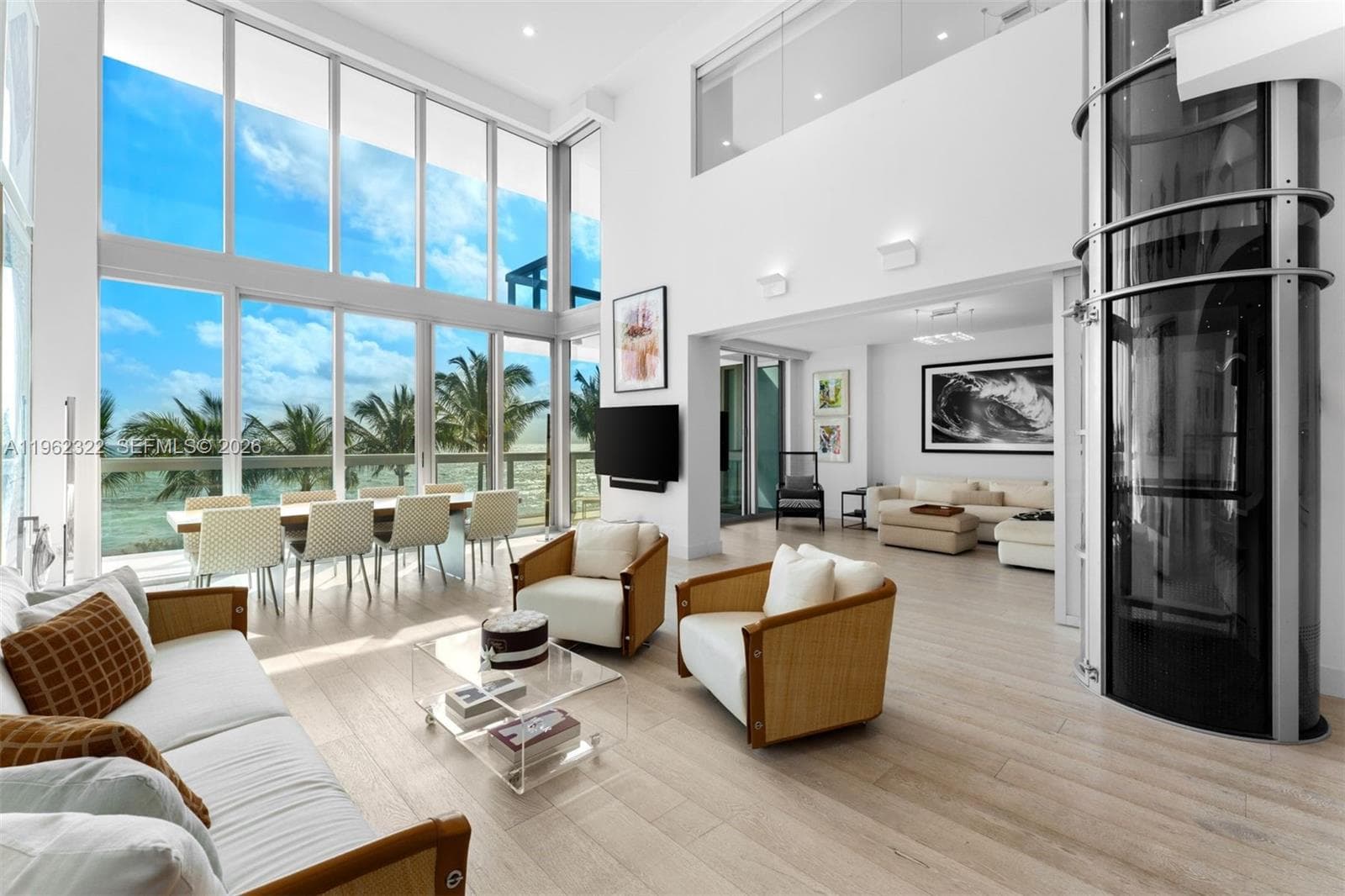 6899 Collins Ave 1