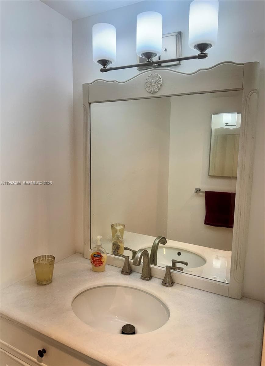 3750 NE 169 ST Apt.G.405 photo 17