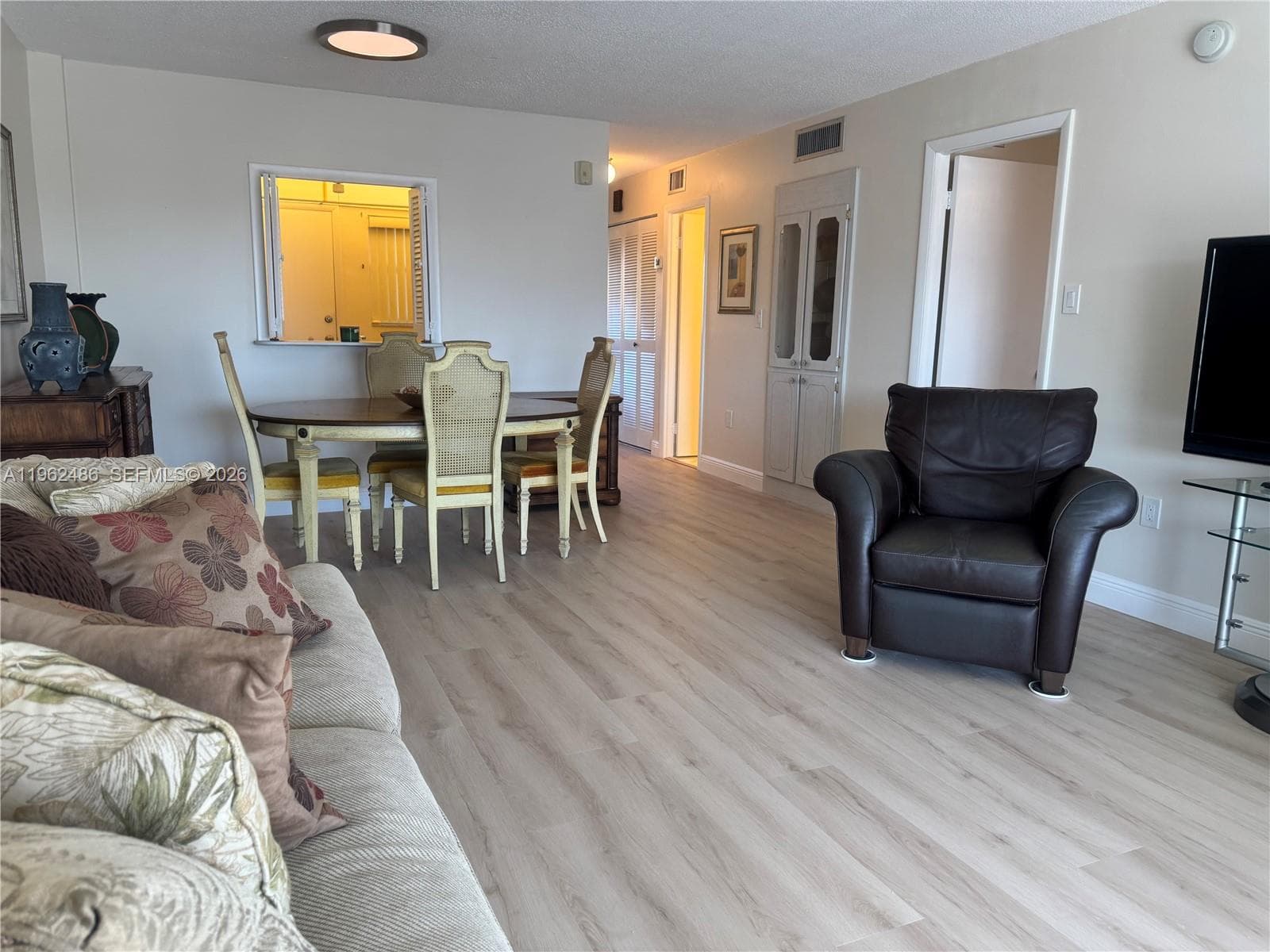3750 NE 169 ST Apt.G.405 photo 8
