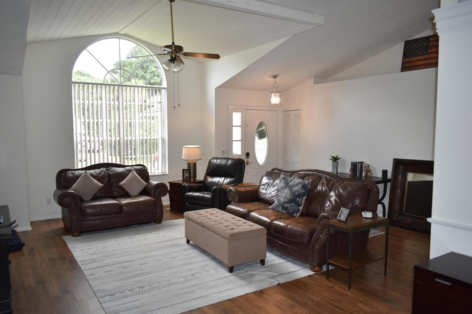 1654 SW Lexington Drive 3