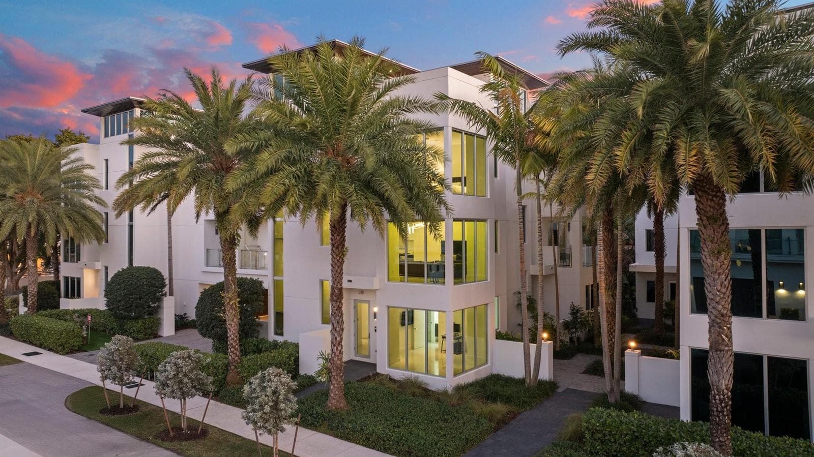 238 Shore Court 5