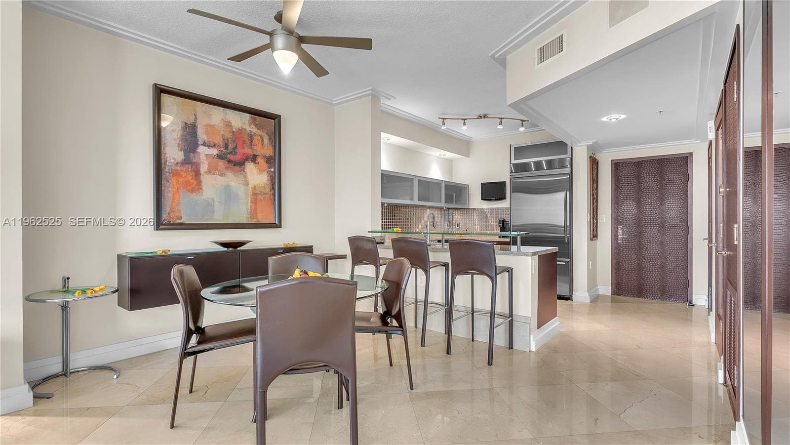 16275 Collins Ave 903 photo 7