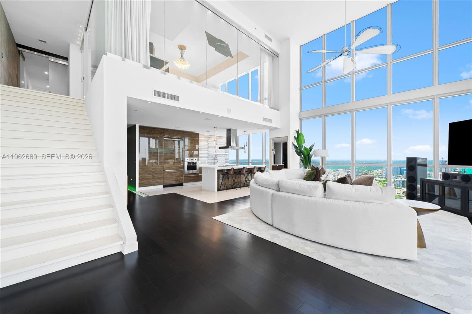1100 Biscayne Blvd 1