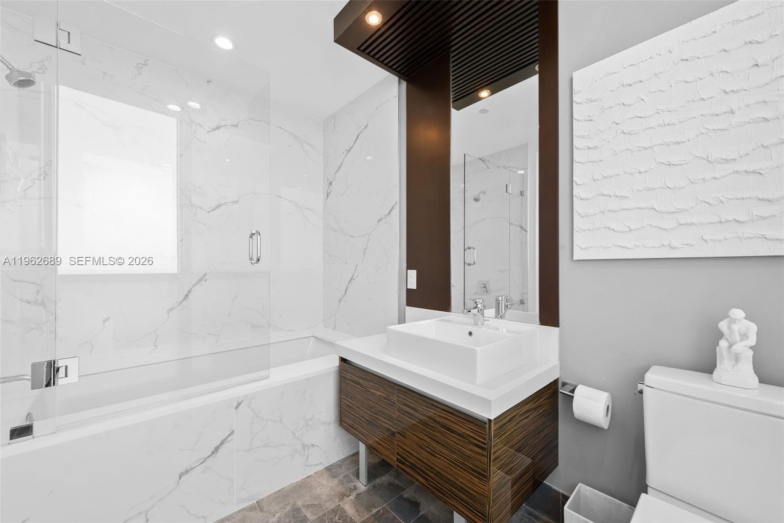 1100 Biscayne Blvd 5706 photo 10