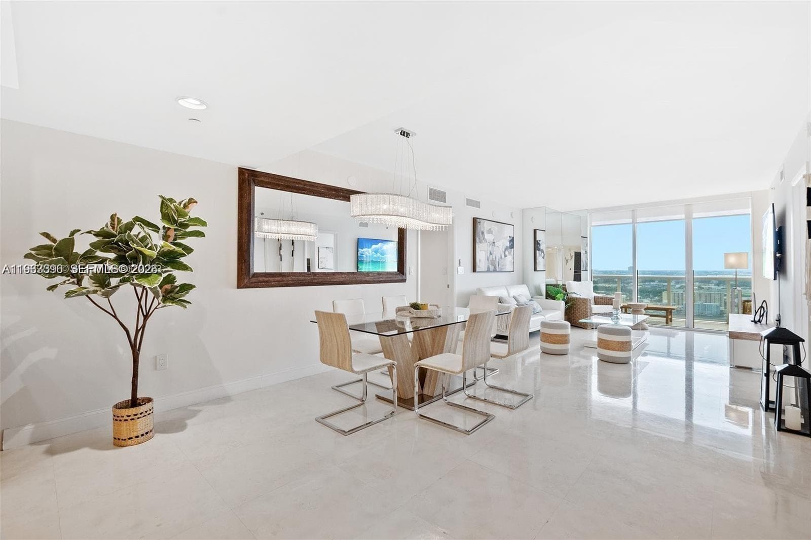 1800 Ocean Dr 4