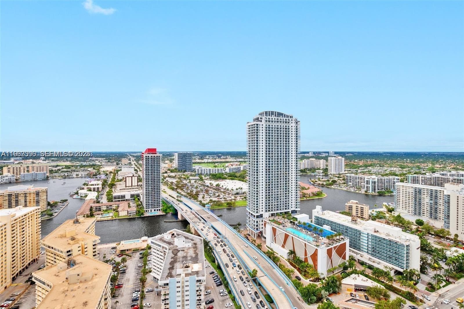 1800 Ocean Dr 3608 photo 8