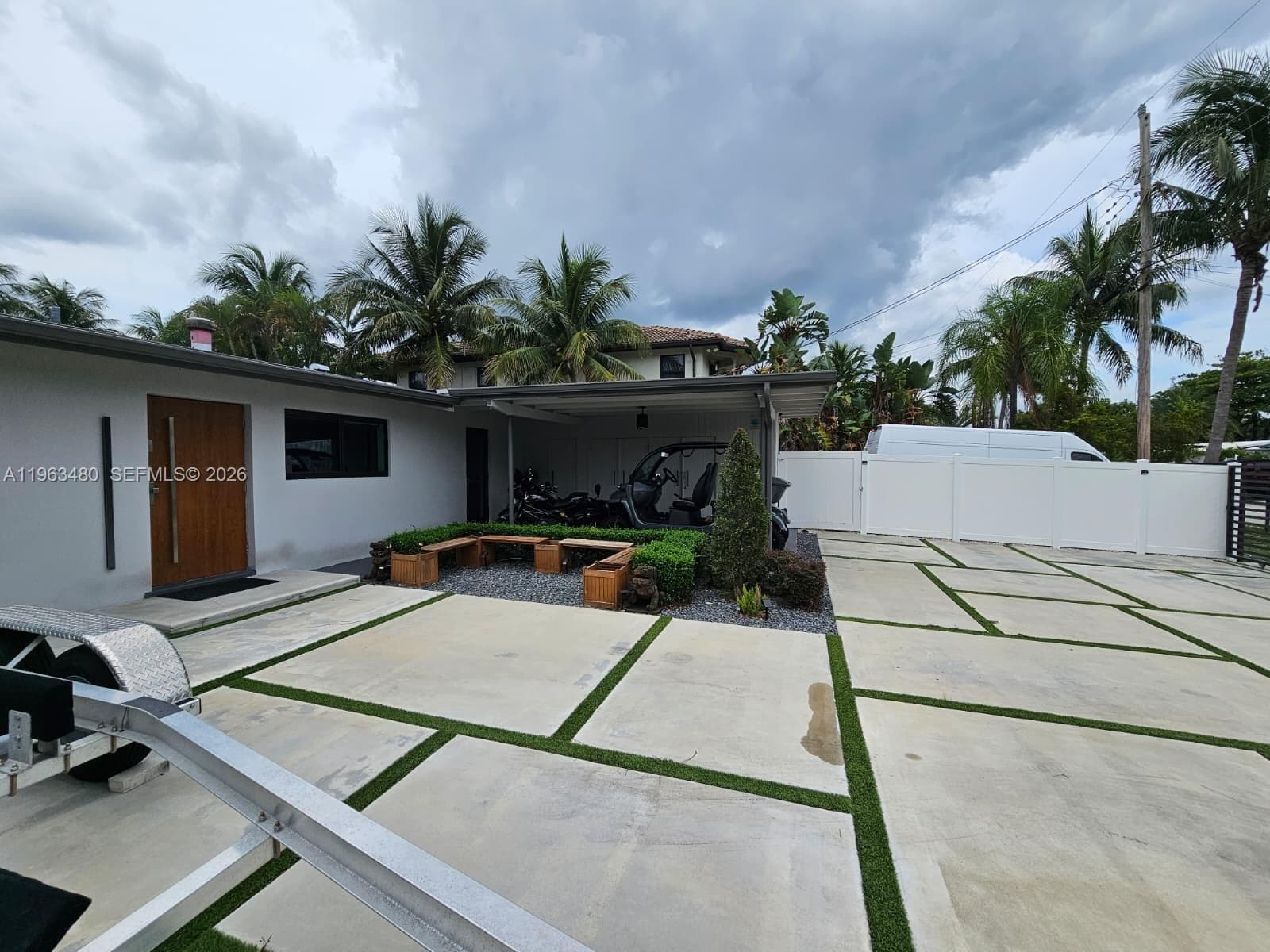 2543 Gulfstream Ln 5