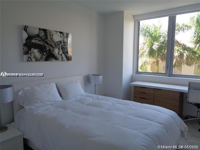 2600 Hallandale Beach Blvd T301 photo 7