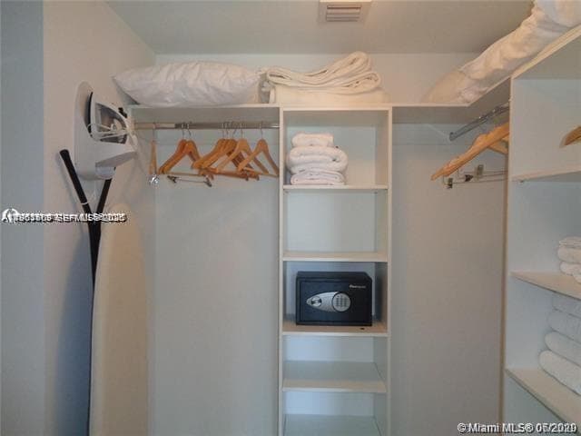 2600 Hallandale Beach Blvd T301 photo 9