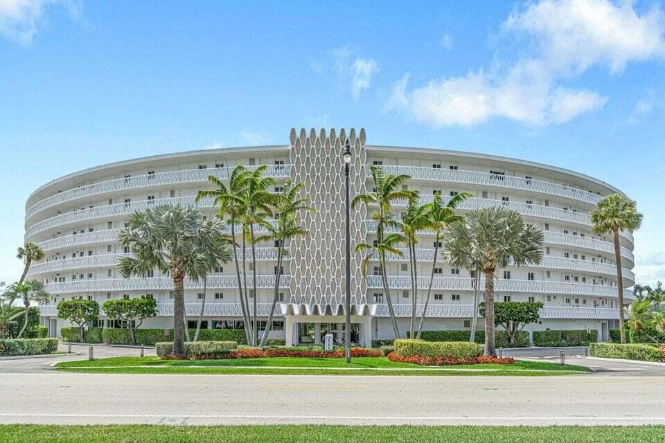 2505 S Ocean Boulevard #303 2