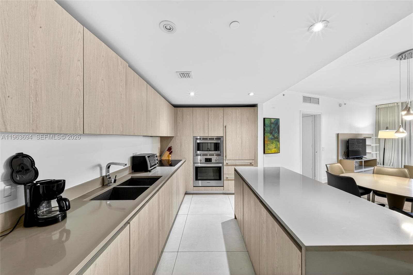 4111 Ocean Dr 3703 photo 6