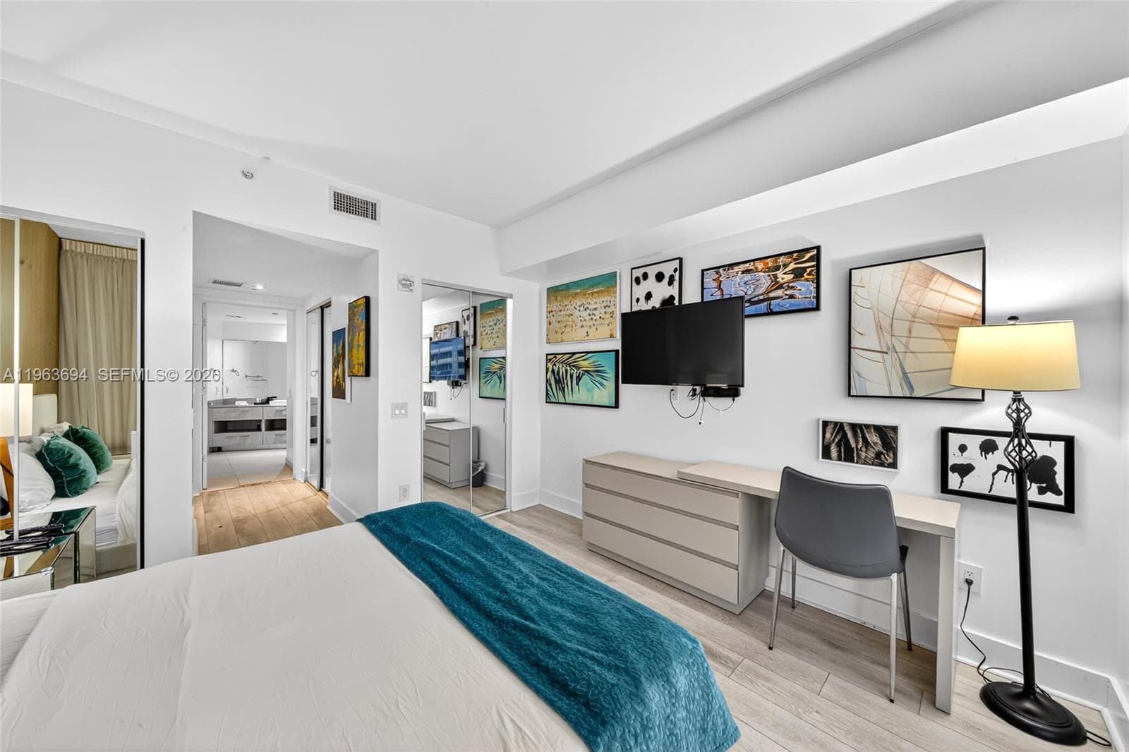 4111 Ocean Dr 3703 photo 17