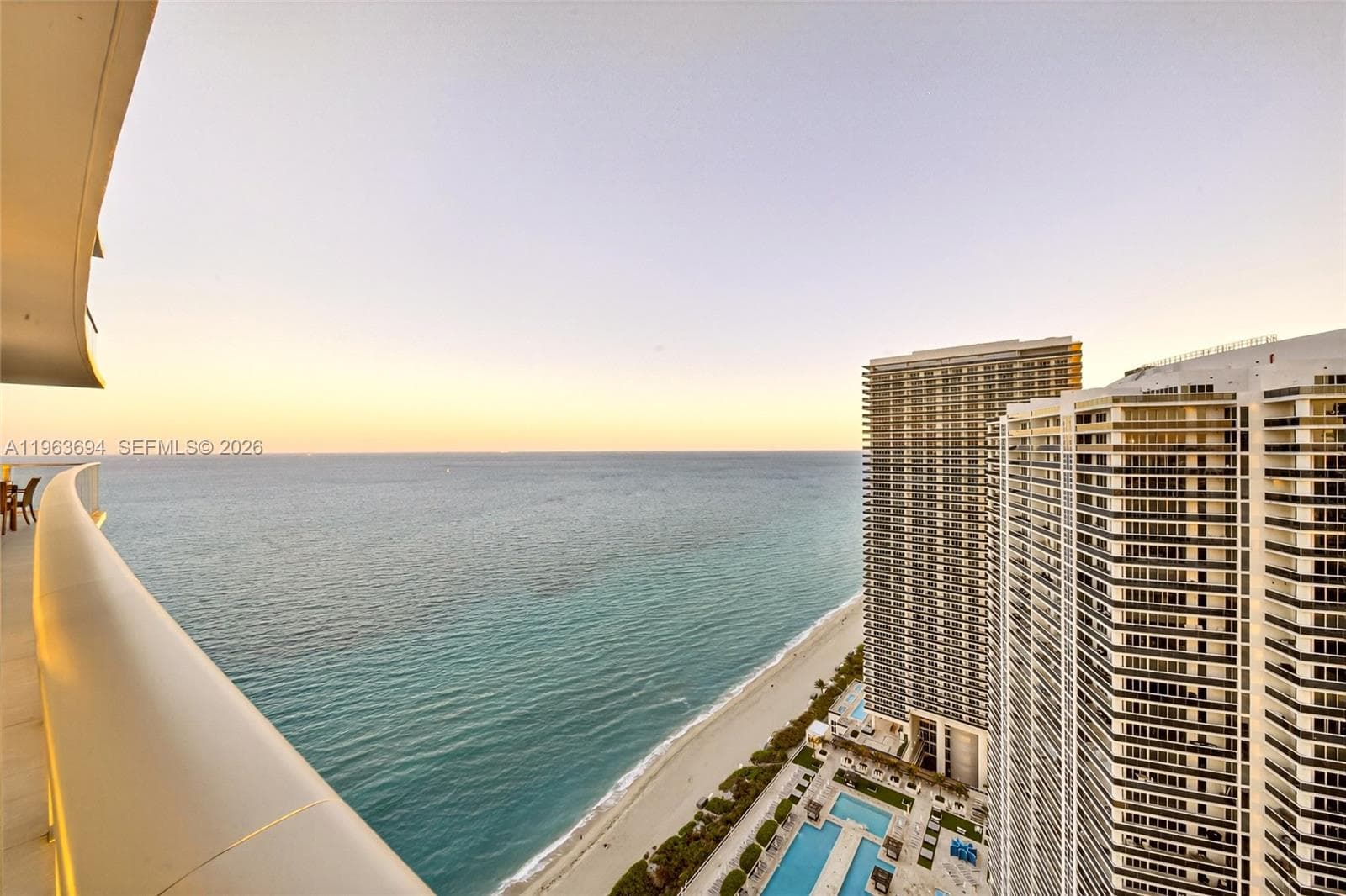 4111 Ocean Dr 1