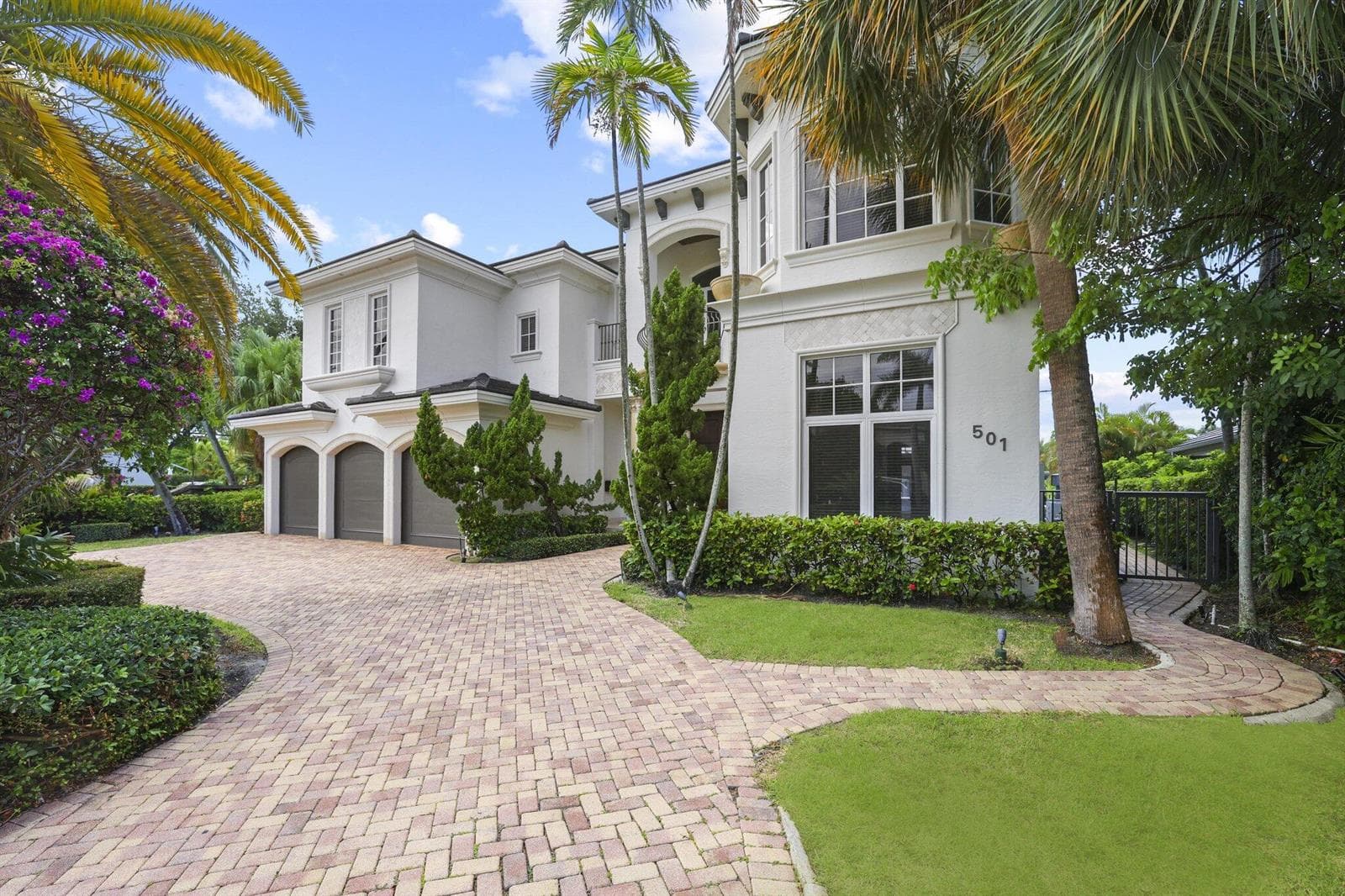 501 Golden Harbour Drive 2