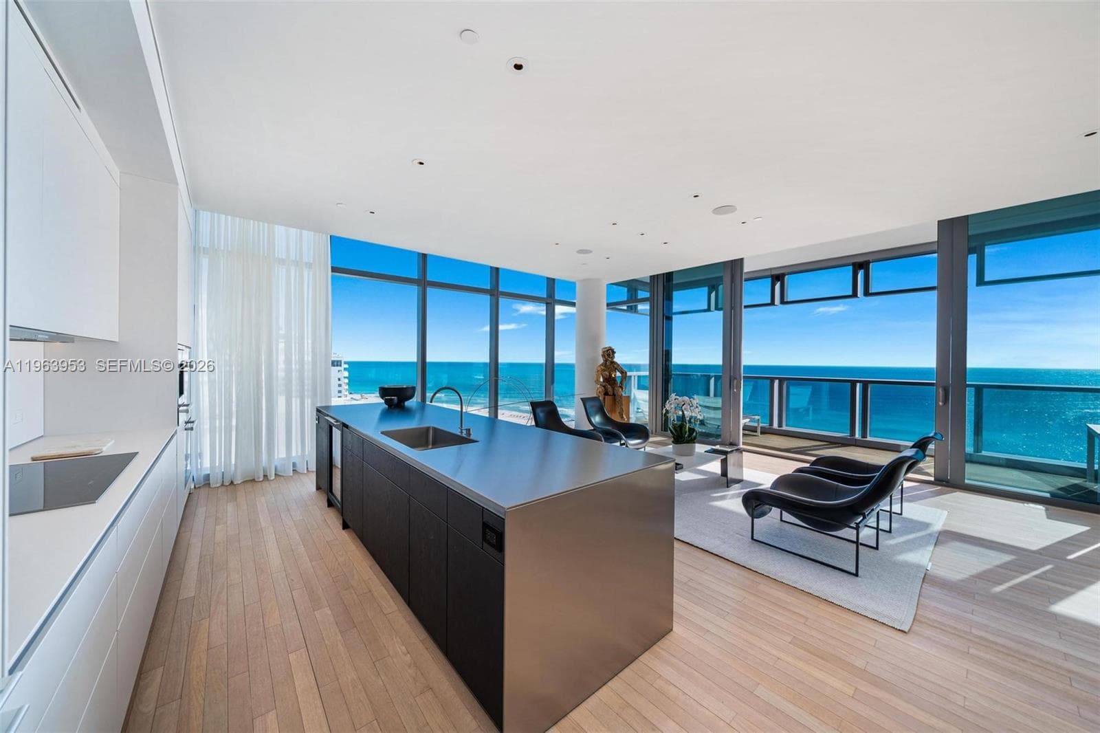 2901 Collins Ave 1501 photo 13