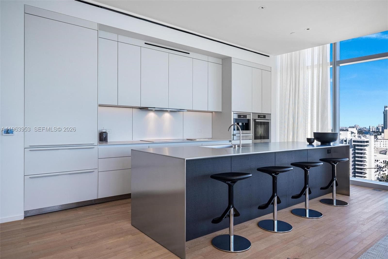 2901 Collins Ave 1501 photo 17