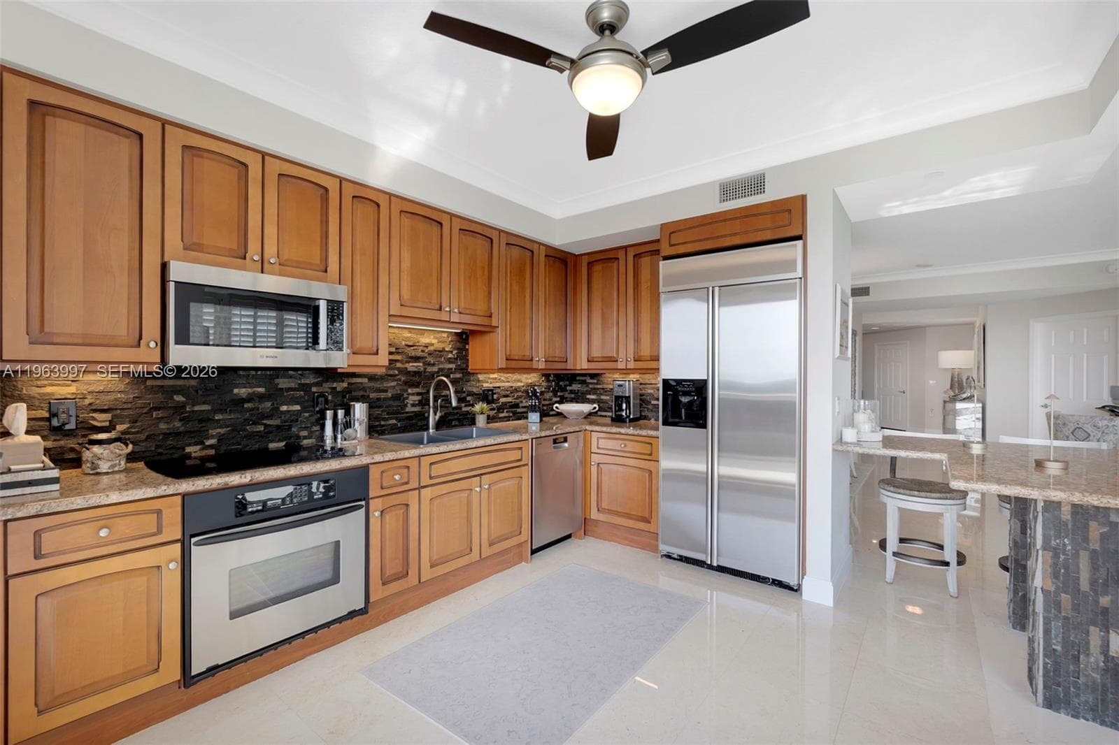 4240 Galt Ocean Dr 1406 photo 10