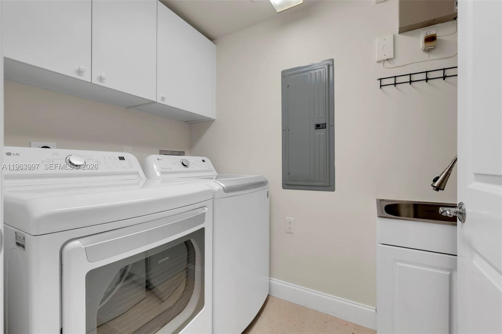 4240 Galt Ocean Dr 1406 photo 25