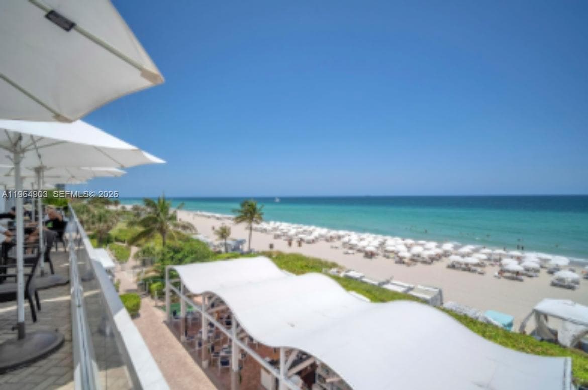 18001 Collins Ave 917 photo 20