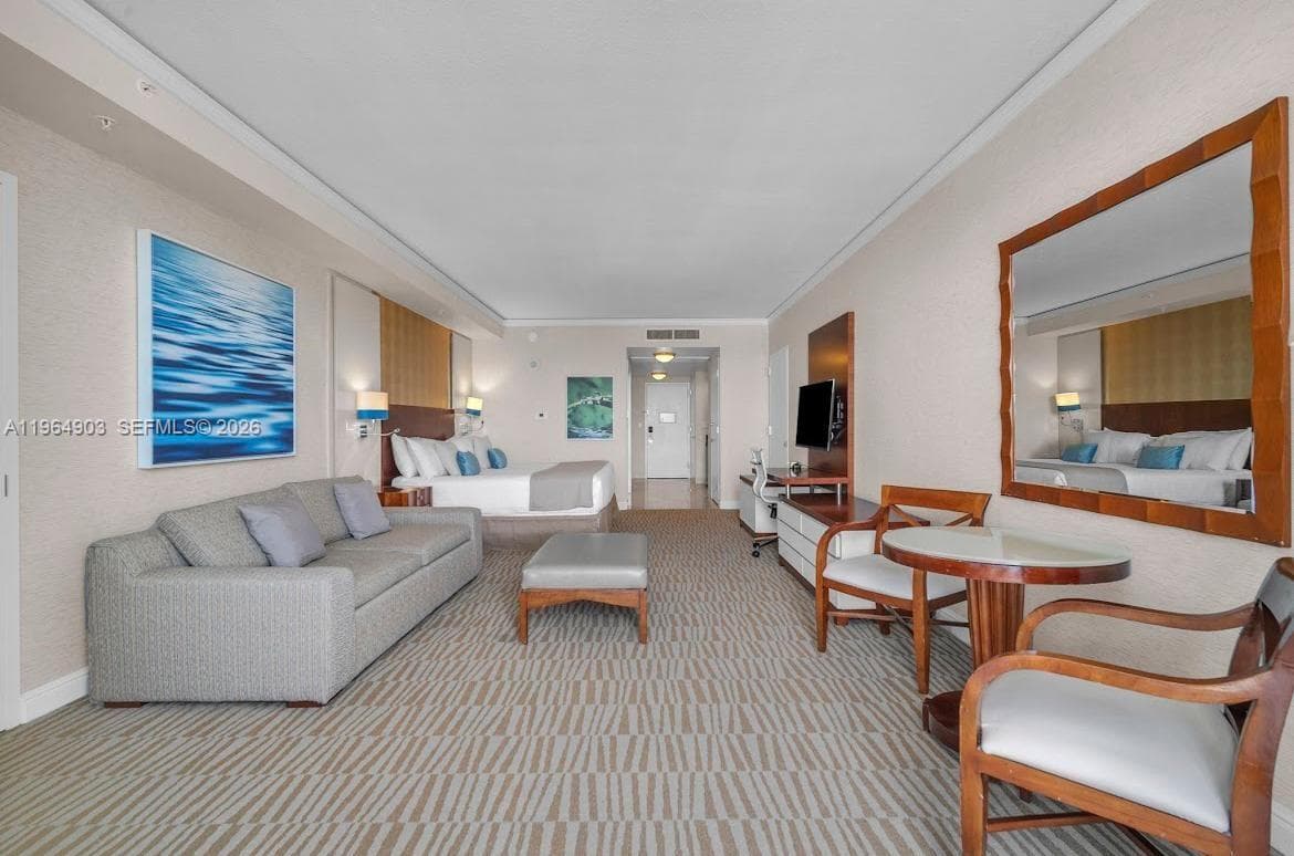 18001 Collins Ave 917 photo 9