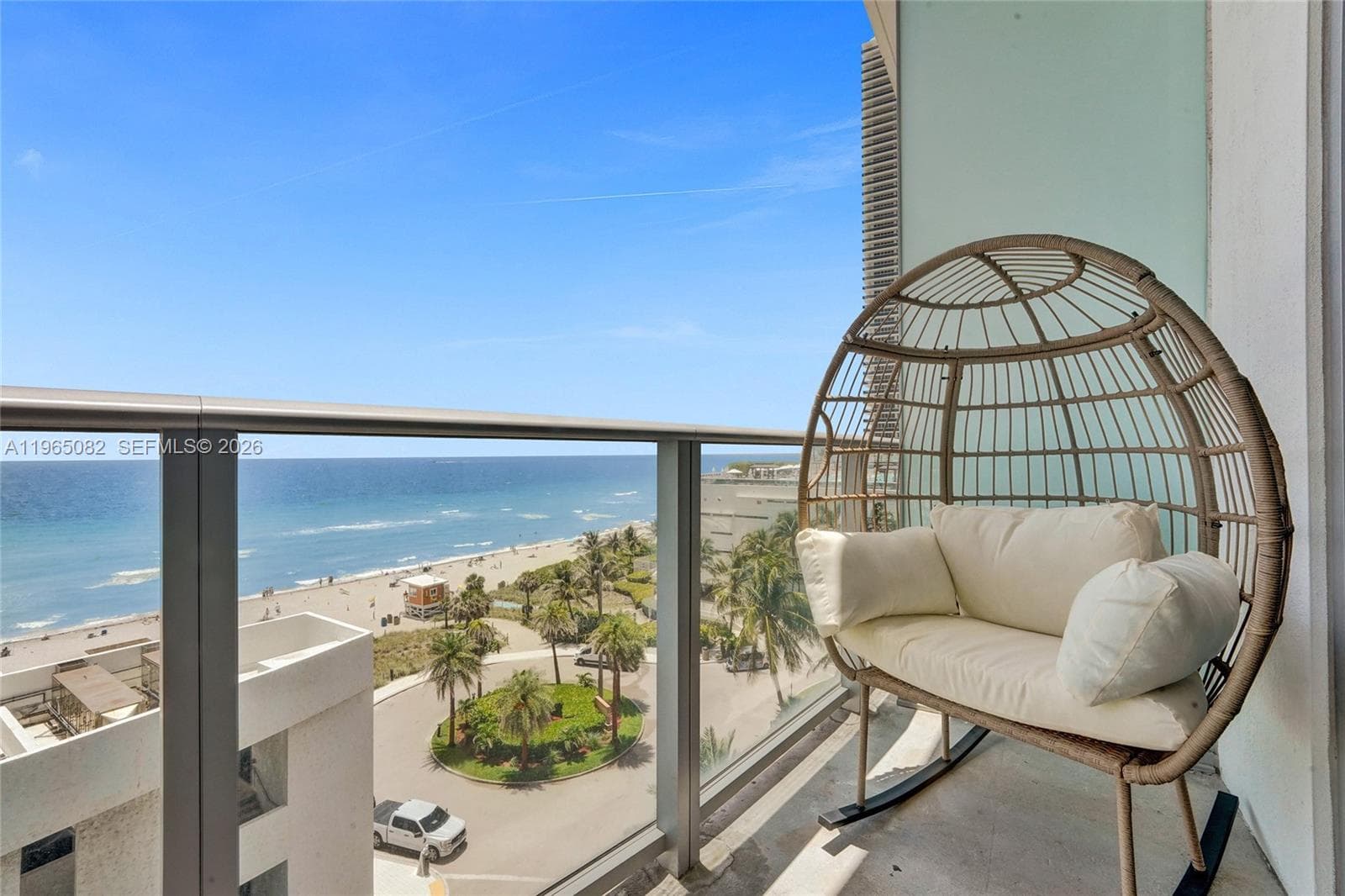 4111 Ocean Dr 3