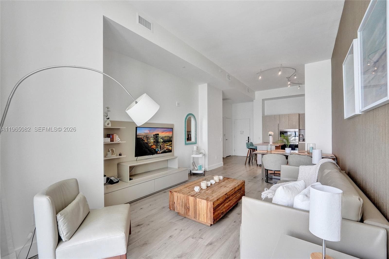 4111 Ocean Dr 603 photo 24