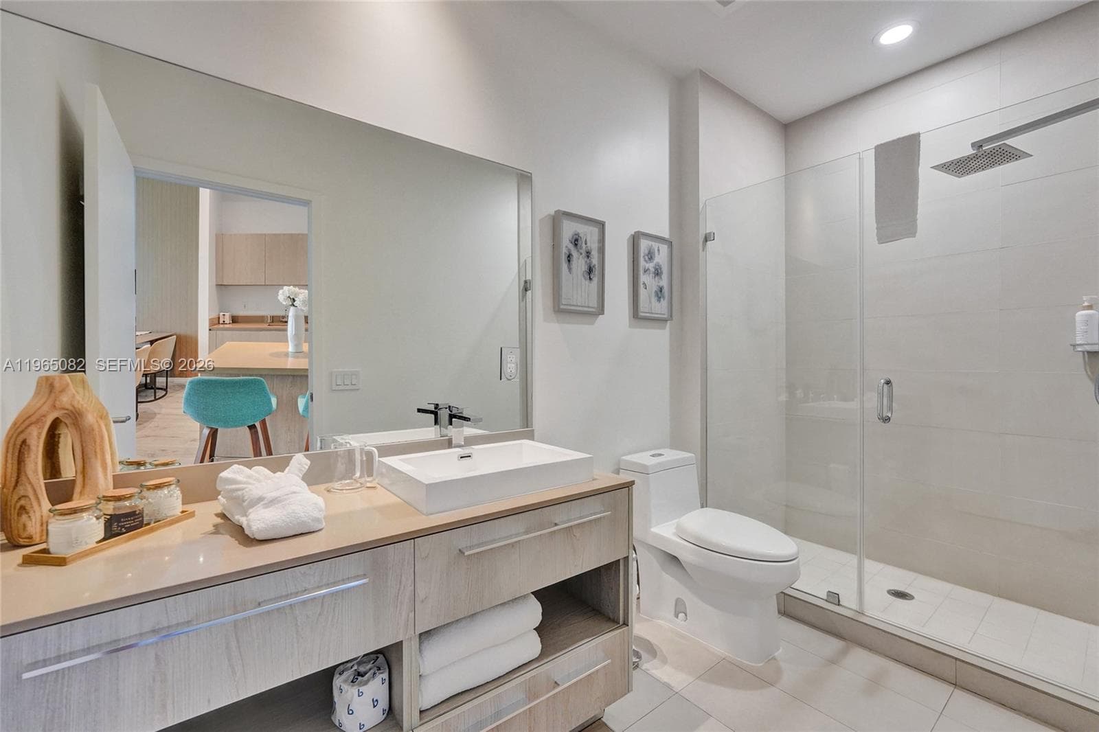 4111 Ocean Dr 603 photo 8