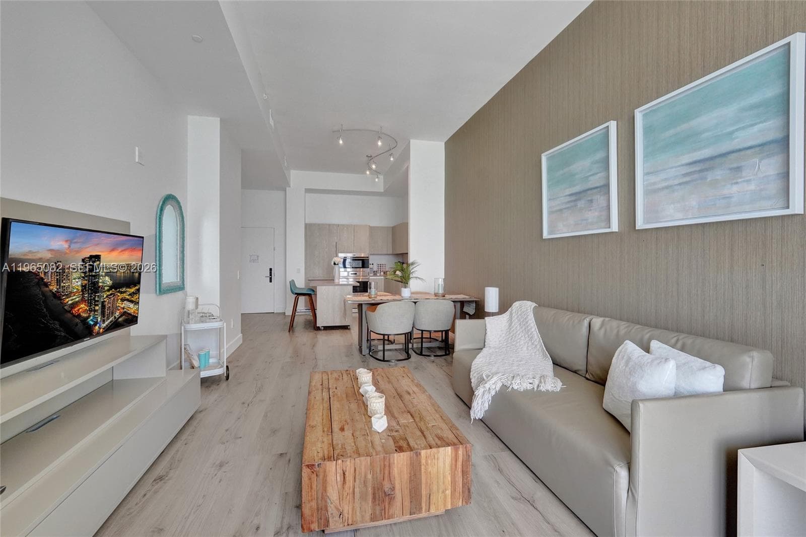 4111 Ocean Dr 603 photo 25