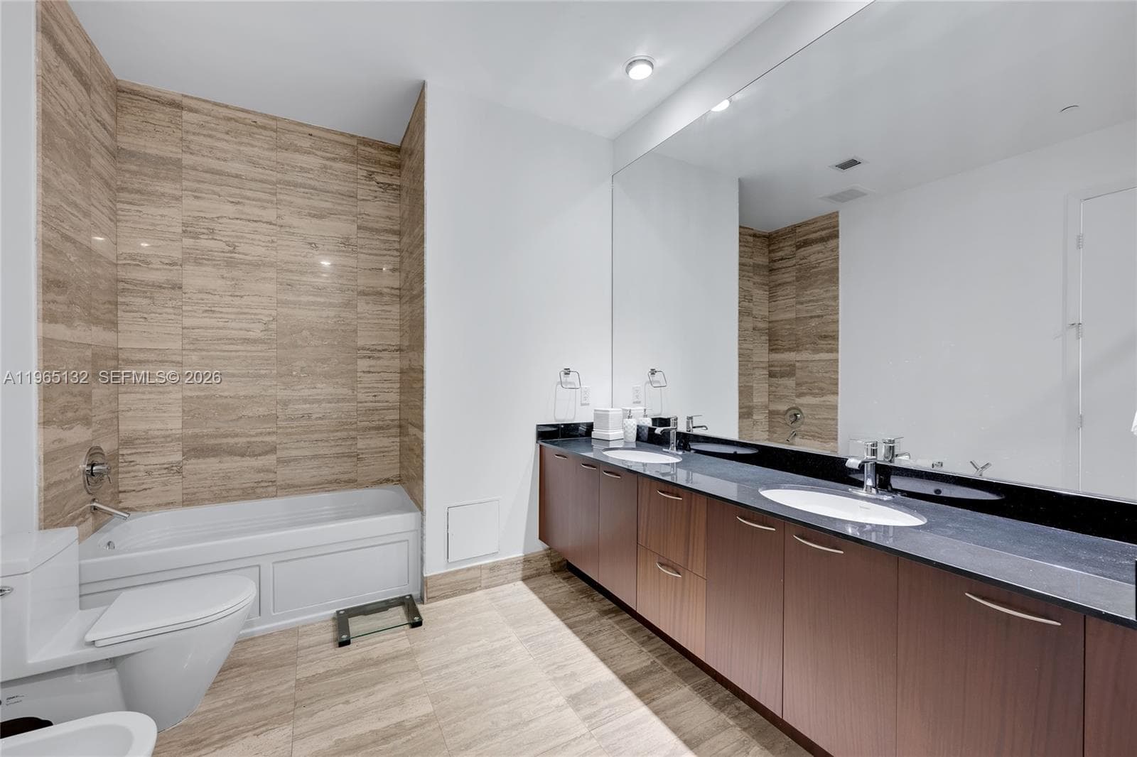 16001 COLLINS AV 3805 photo 19