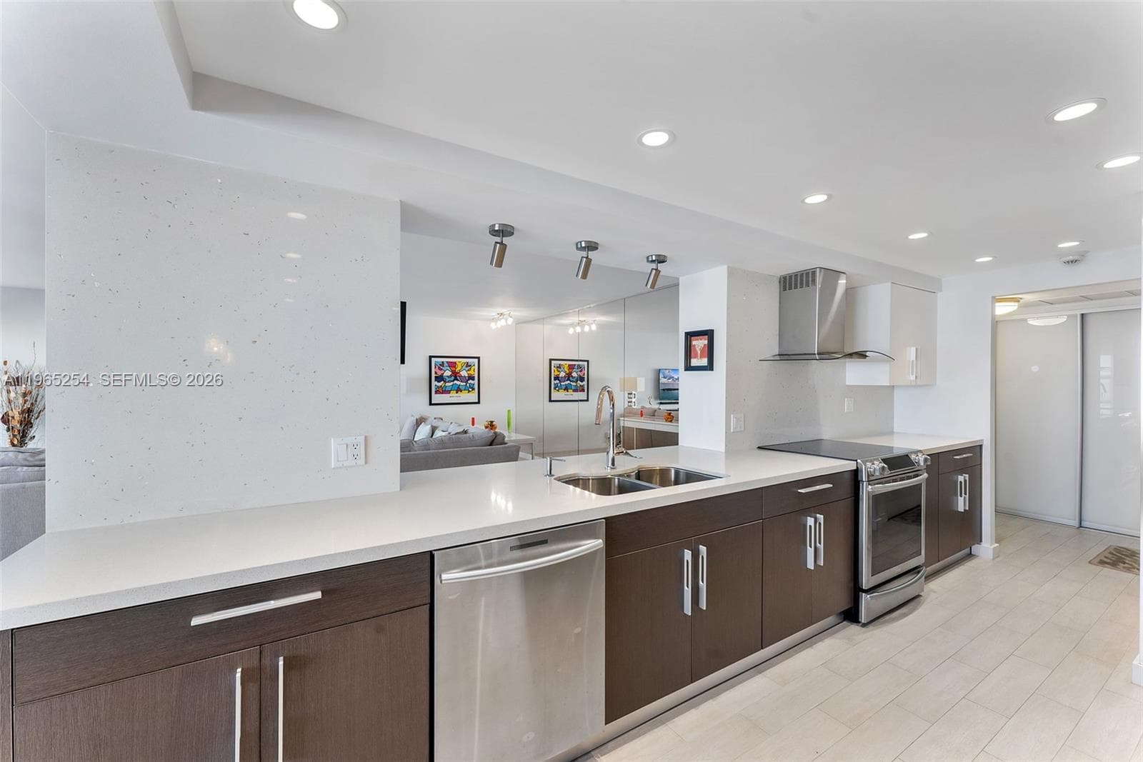 5100 Ocean Blvd 916 photo 14