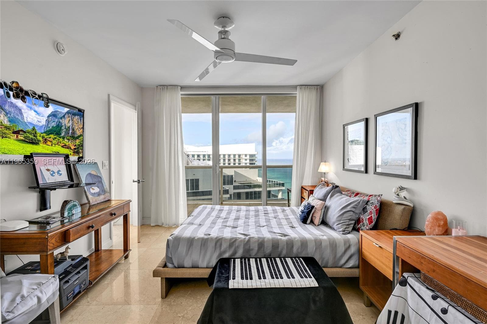 1830 S Ocean Dr 4708 photo 17