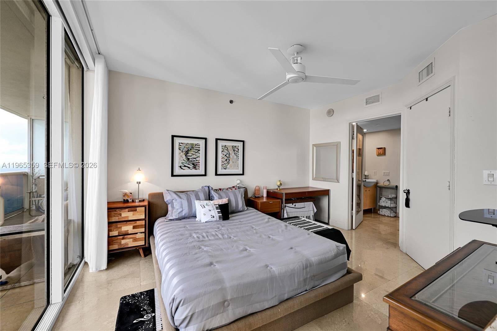 1830 S Ocean Dr 4708 photo 16