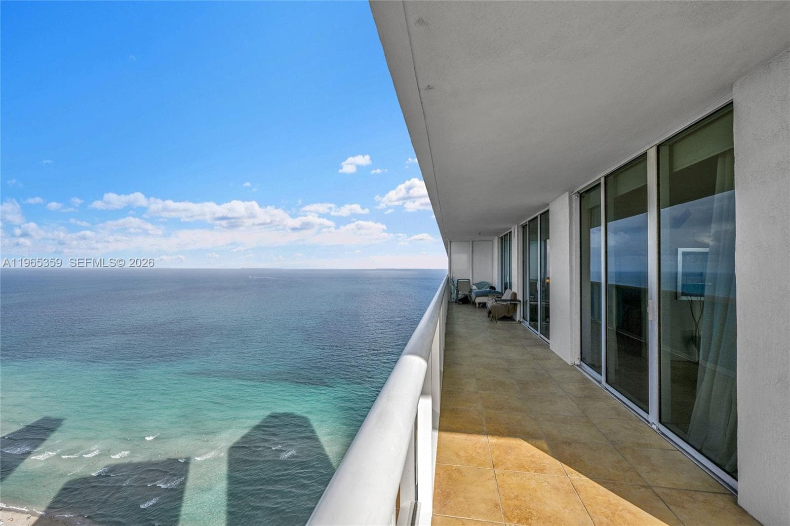 1830 Ocean Dr 4708 photo 18