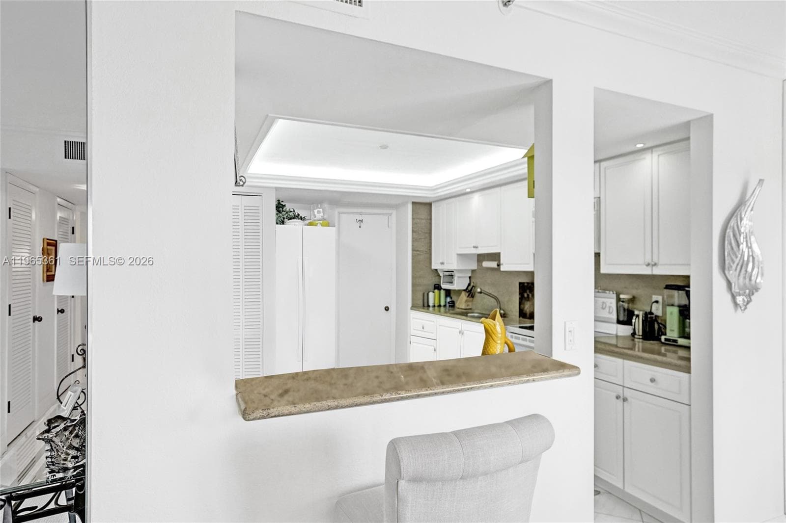 501 Riverside Dr 802 photo 18