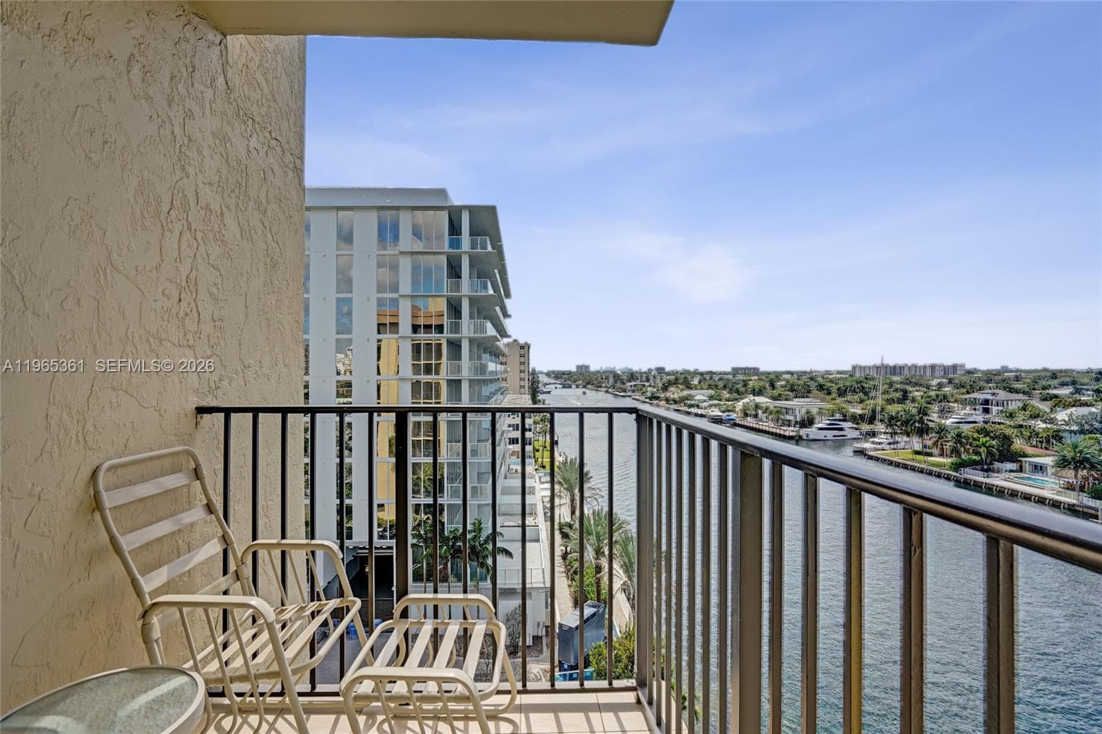 501 Riverside Dr 4