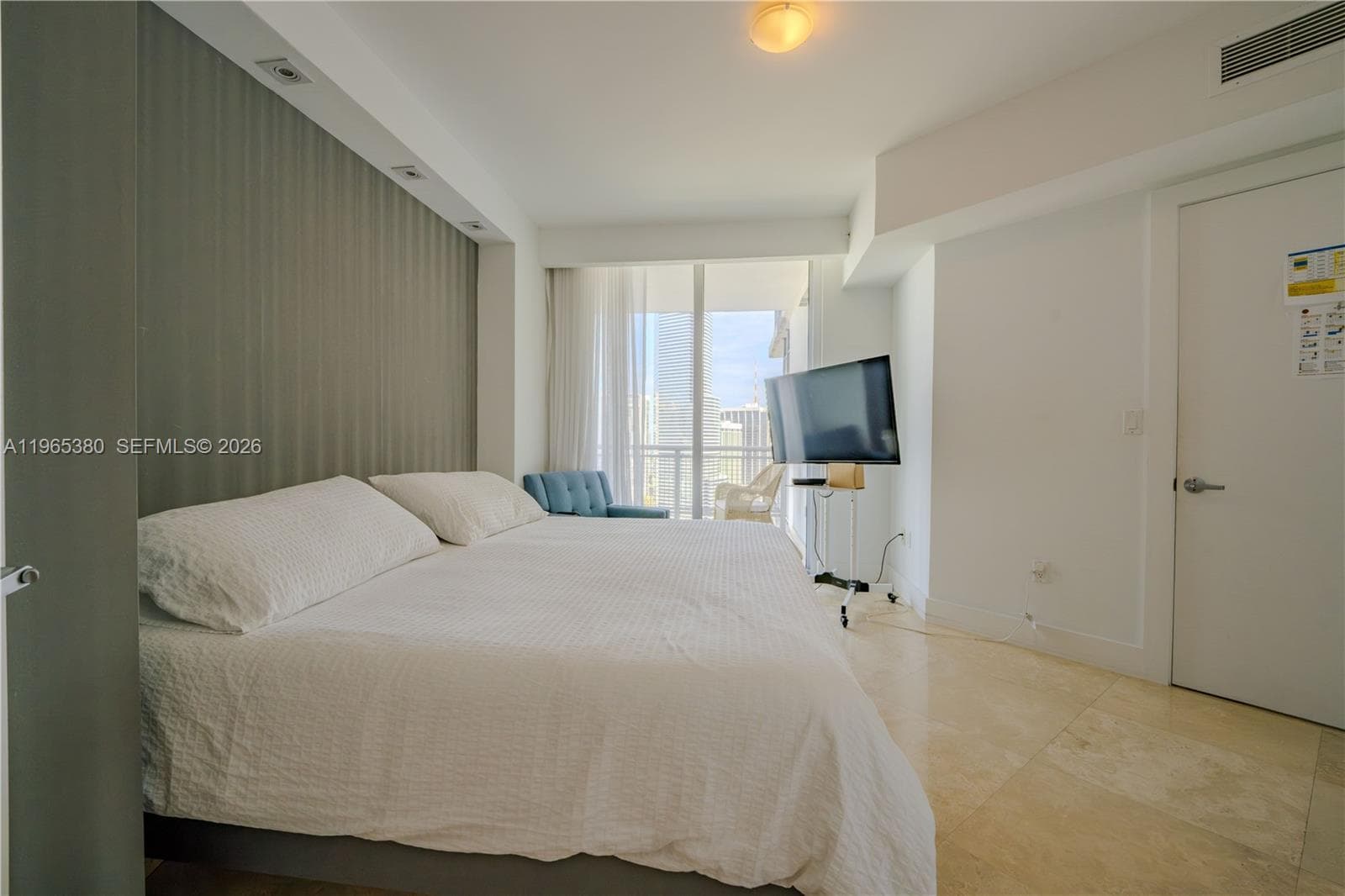 350 S Miami Ave 3203 photo 14