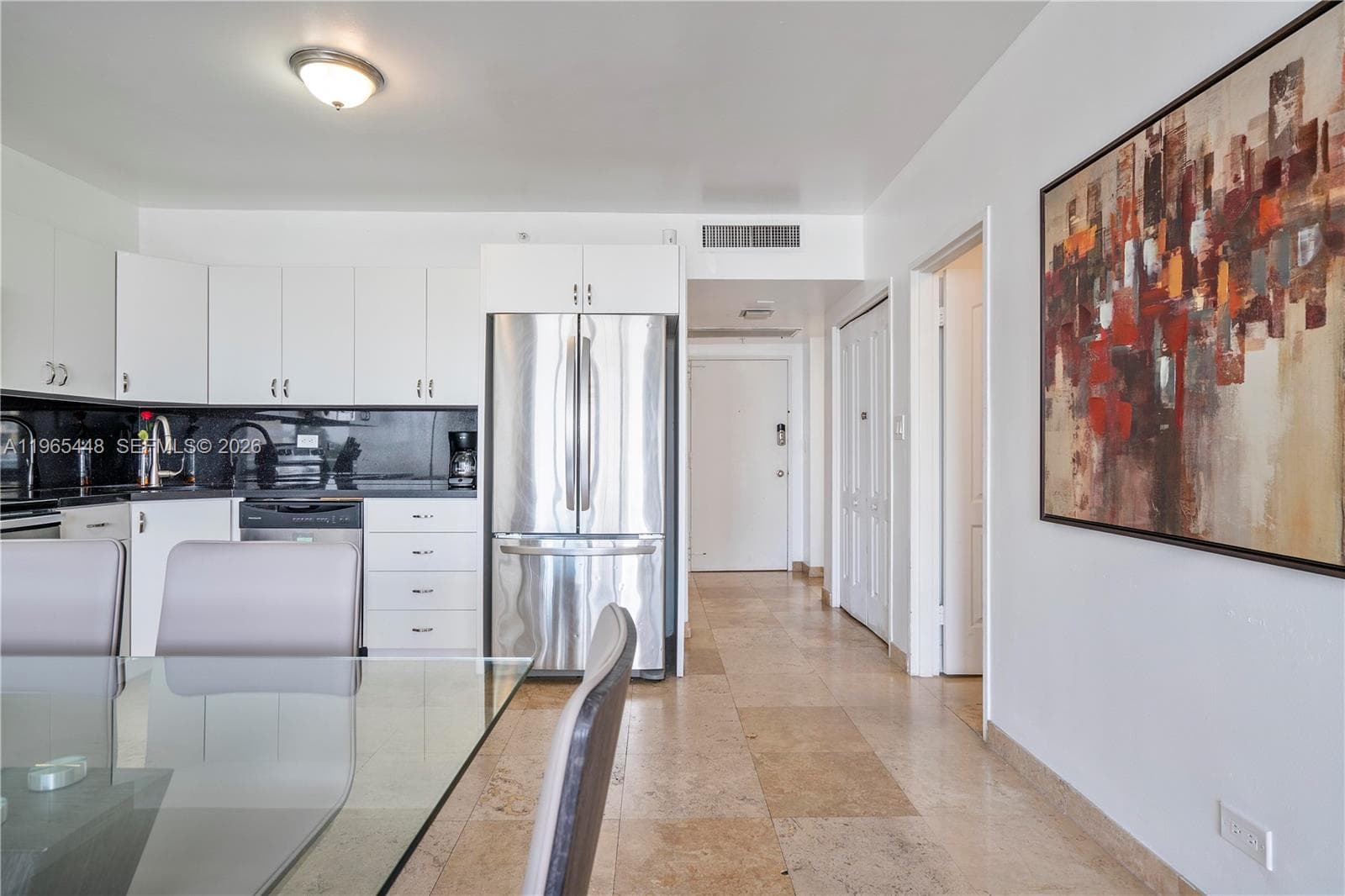 5601 Collins Ave 423 photo 18