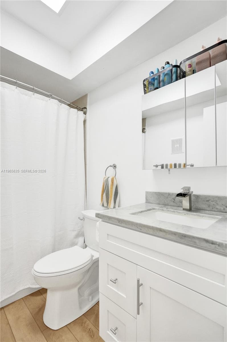 934 9th Ave 17 photo 23