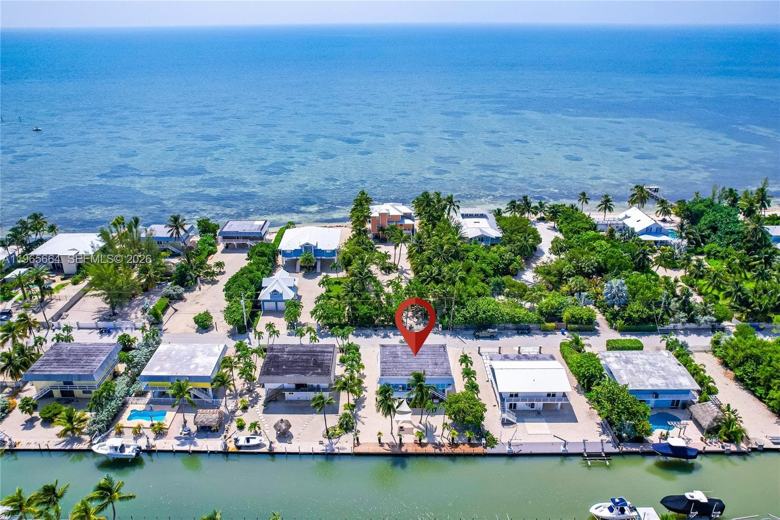 126 Columbus Dr 2