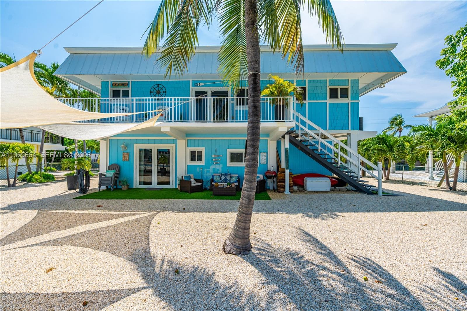 126 Columbus Dr 4