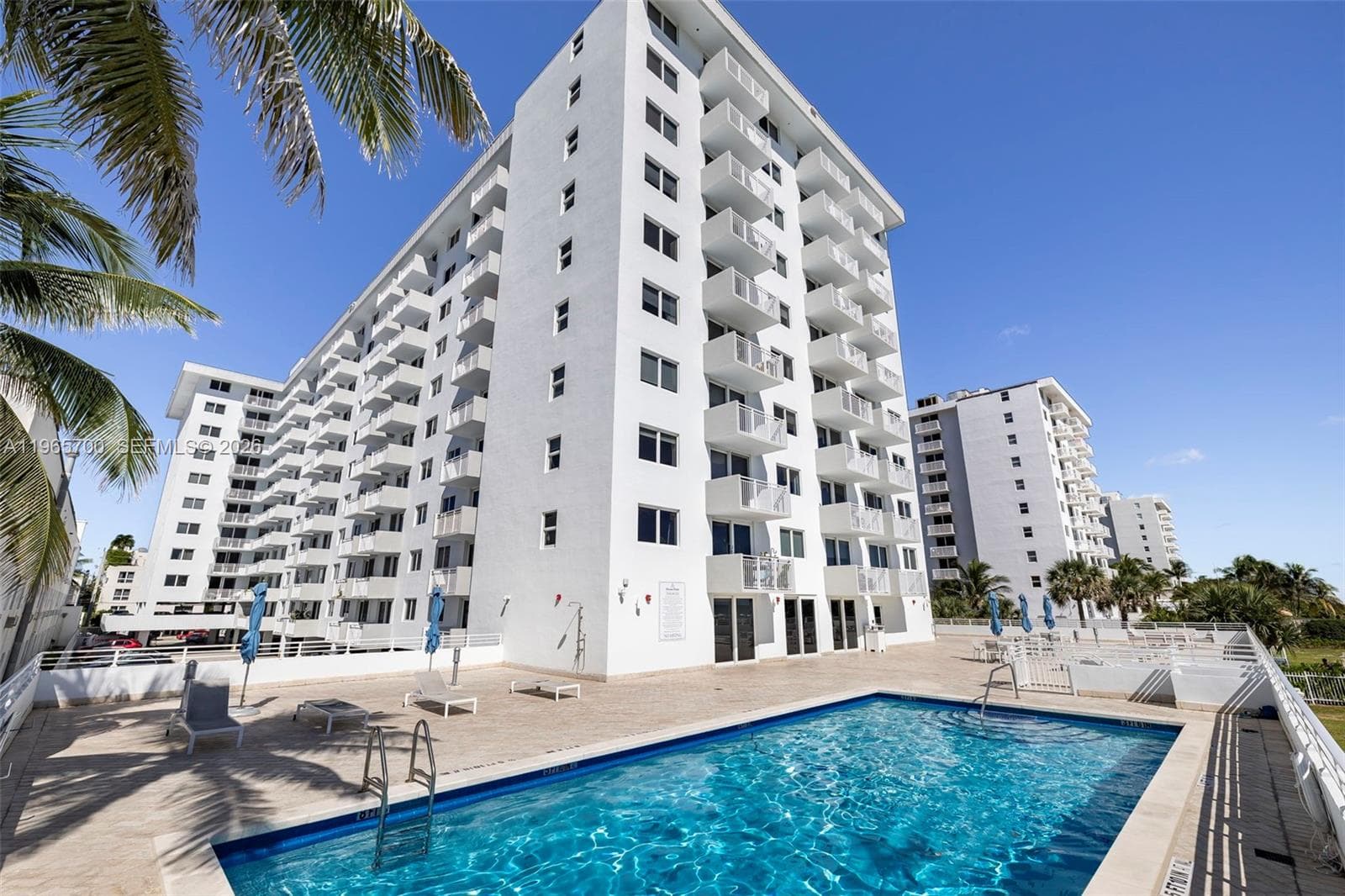 345 Ocean Dr 718 photo 12