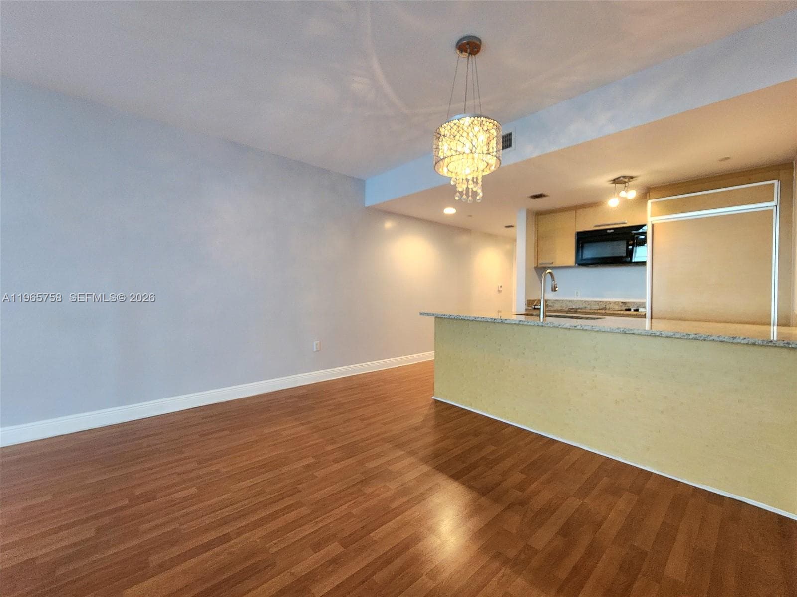 1800 Ocean Dr 2406 photo 9