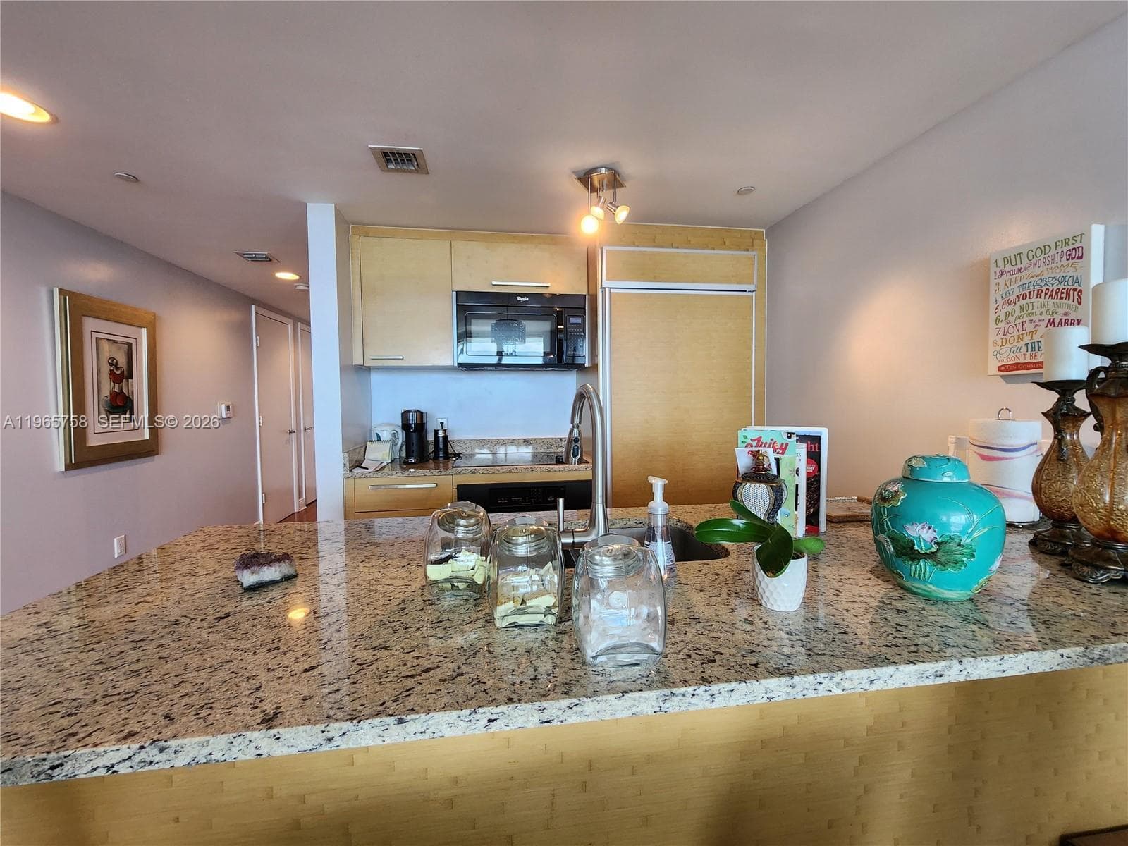 1800 Ocean Dr 2406 photo 18