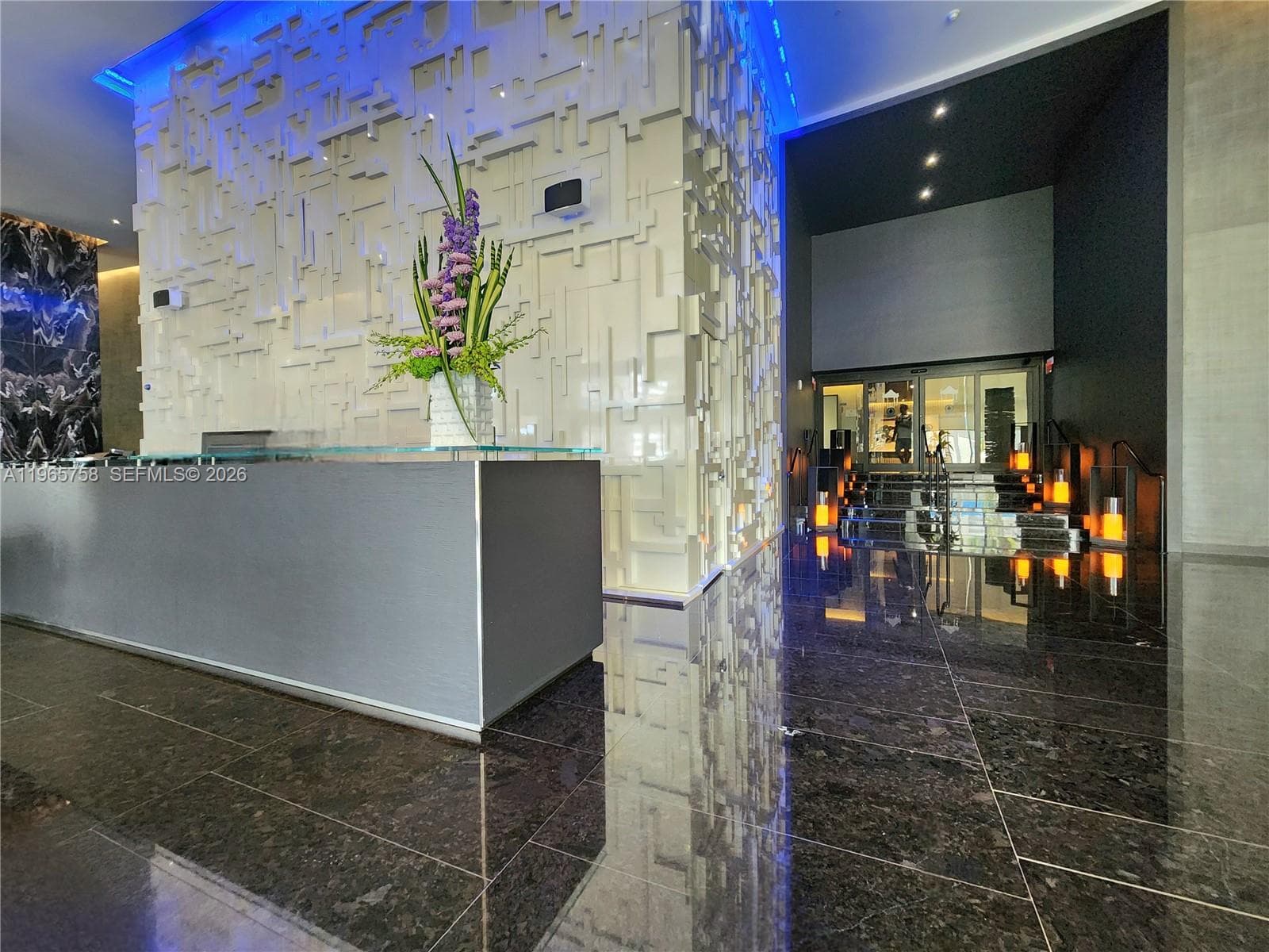 1800 Ocean Dr 2406 photo 25