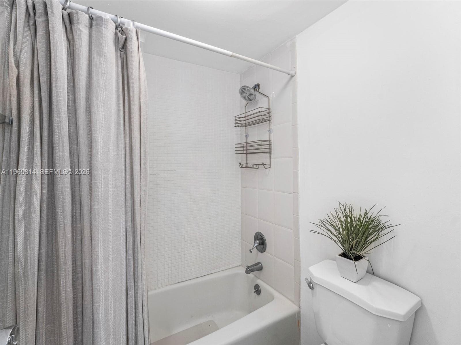 100 Lincoln Rd 417 photo 19