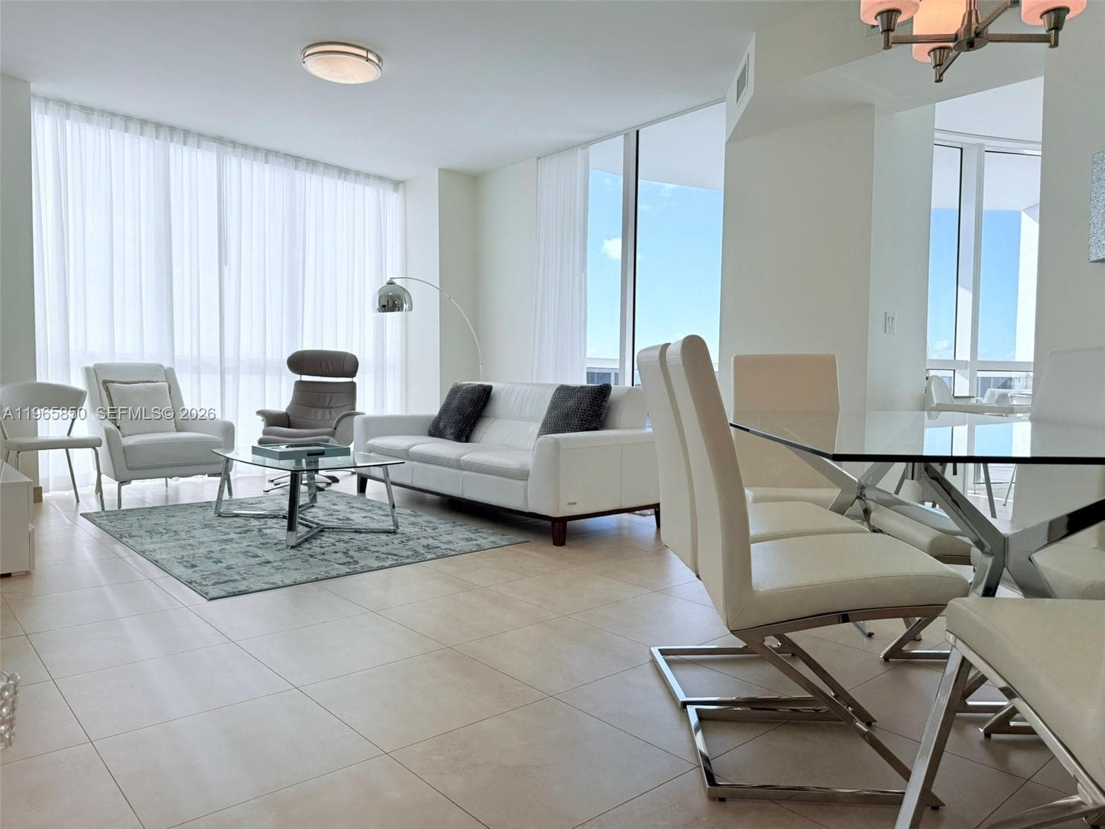 18201 Collins Ave 1501A photo 9