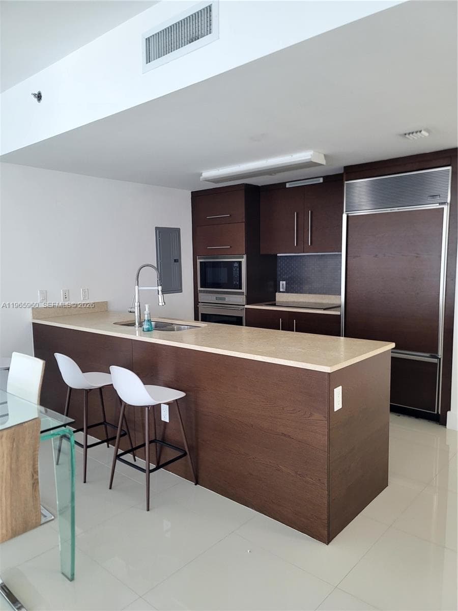 475 Brickell Ave 3709 photo 16
