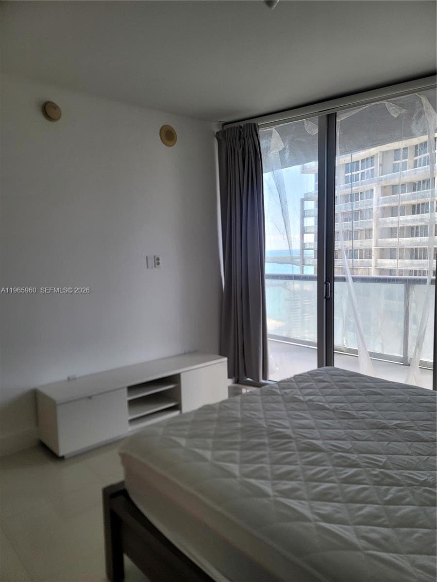 475 Brickell Ave 3709 photo 7