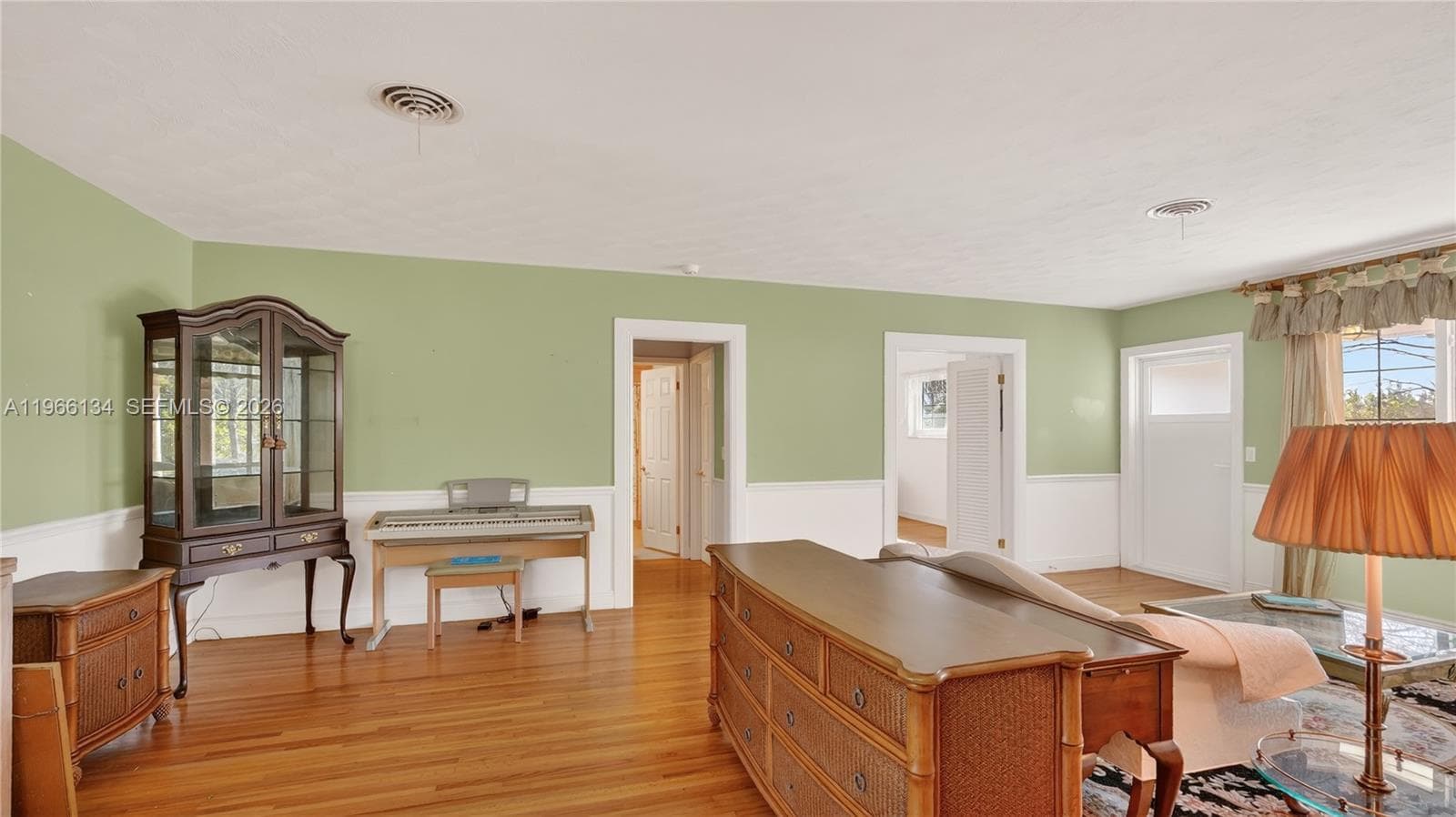 2831 Arthur St photo 13