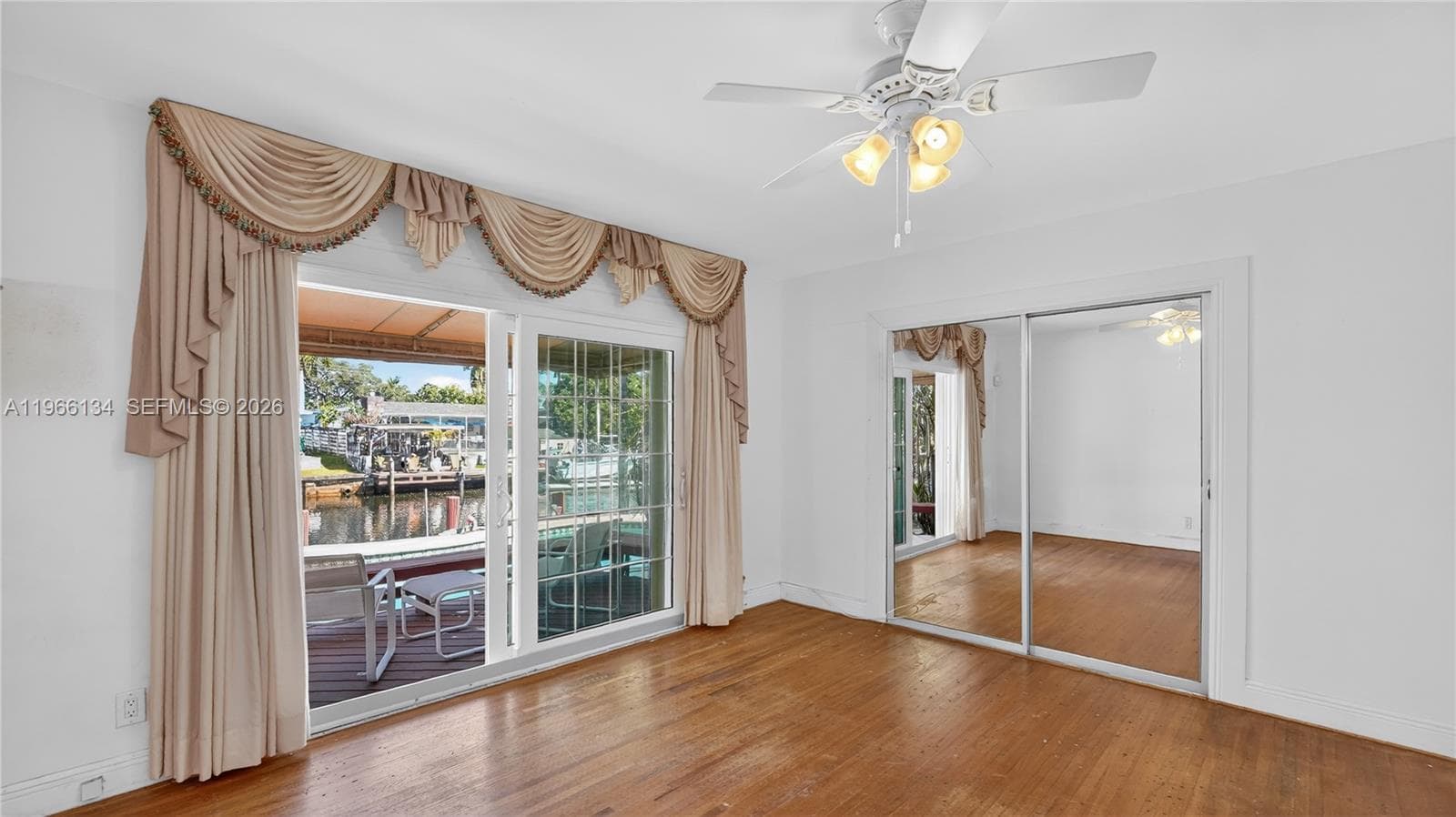 2831 Arthur St photo 15